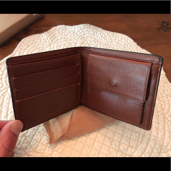 Louis Vuitton Wallet - Picture 7 of 8
